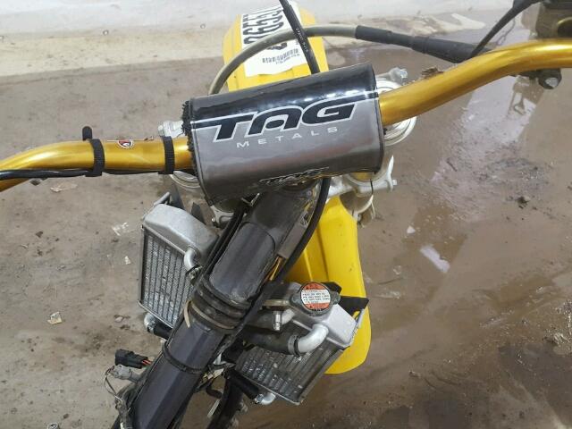 JS1RJ17C8Y2102957 - 2000 SUZUKI RM250 YELLOW photo 8