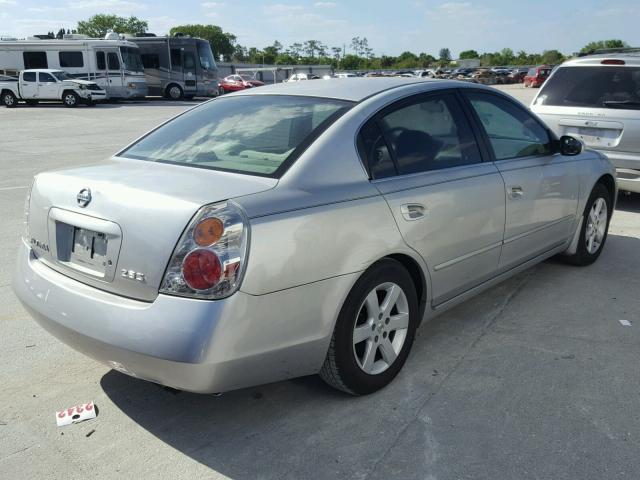 1N4AL11D94C126628 - 2004 NISSAN ALTIMA BAS SILVER photo 4