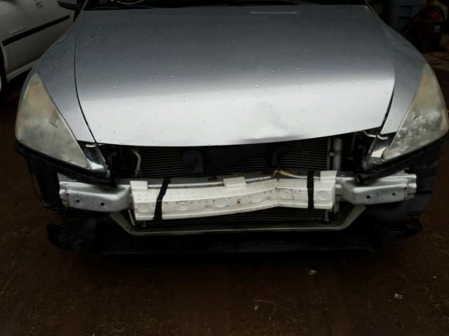 1HGCM56757A210912 - 2007 HONDA ACCORD EX SILVER photo 9