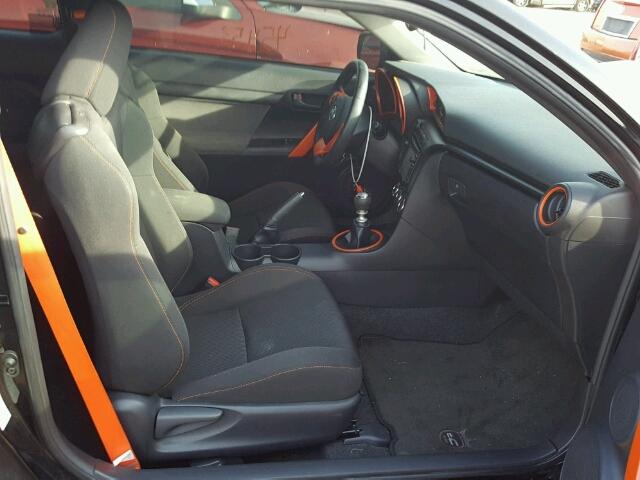 JTKJF5C71FJ007253 - 2015 TOYOTA SCION TC 双色 照片 5