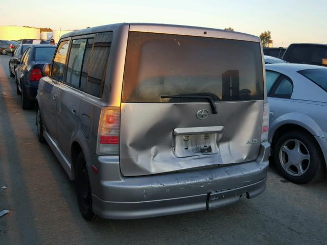 JTLKT324250211908 - 2005 TOYOTA SCION XB GRAY photo 3