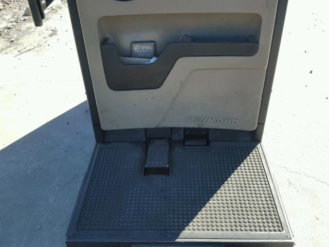 EAS101AE29602 - 2001 RAYM FORKLIFT 双色 照片 6