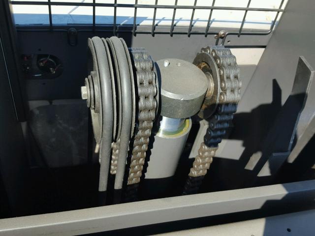 EAS101AE29602 - 2001 RAYM FORKLIFT 双色 照片 9