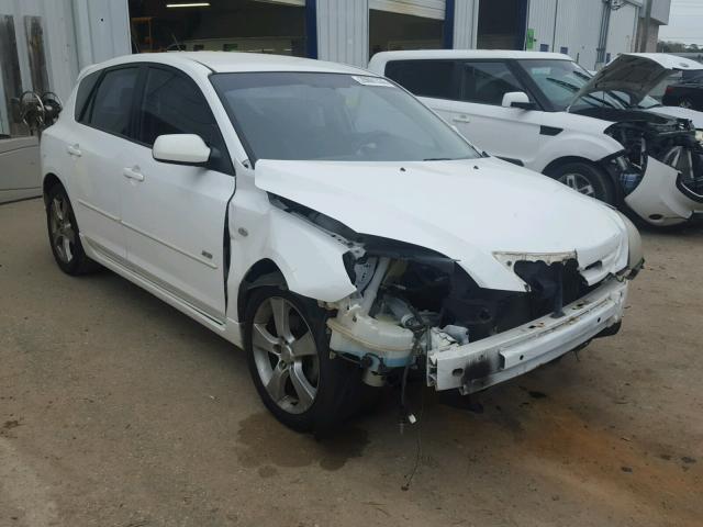 JM1BK143841188294 - 2004 MAZDA 3 HATCHBAC WHITE photo 1