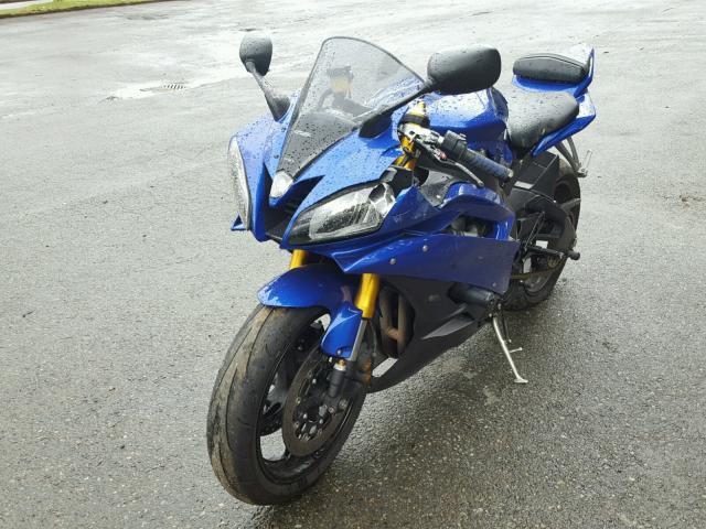 JYARJ12E96A009782 - 2006 YAMAHA YZFR6 L BLUE photo 2