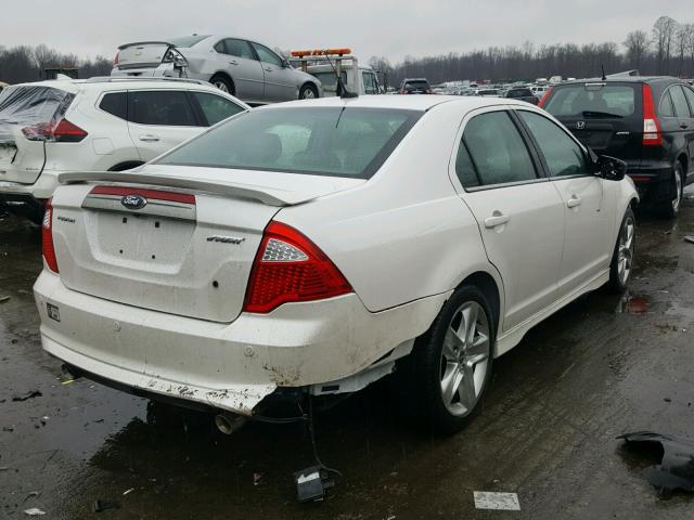 3FAHP0KC4BR328066 - 2011 FORD FUSION SPO WHITE photo 4