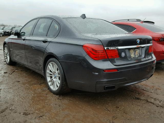 WBAKC6C5XAC393433 - 2010 BMW 750 I GRAY photo 3