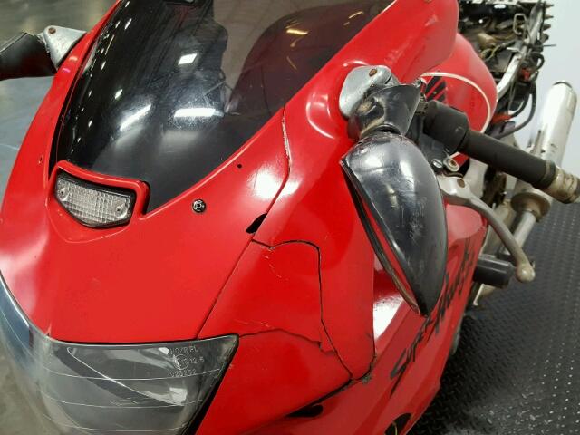 JH2SC3600WM000128 - 1998 HONDA VTR1000 F RED photo 9