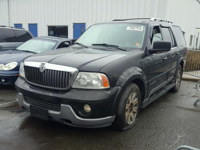 5LMFU28R33LJ31982 - 2003 LINCOLN NAVIGATOR BLACK photo 2