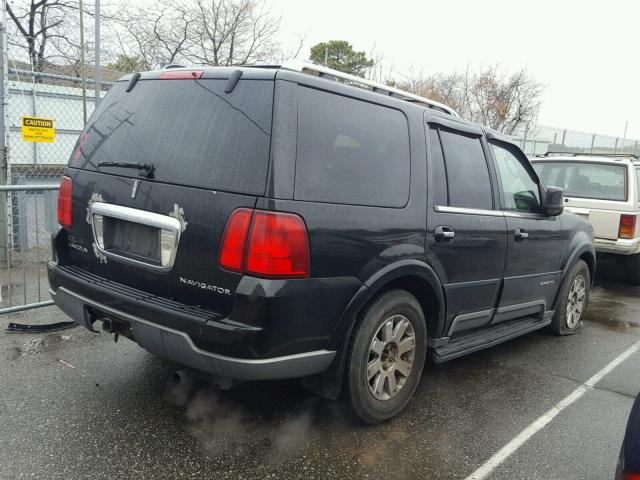 5LMFU28R33LJ31982 - 2003 LINCOLN NAVIGATOR BLACK photo 4