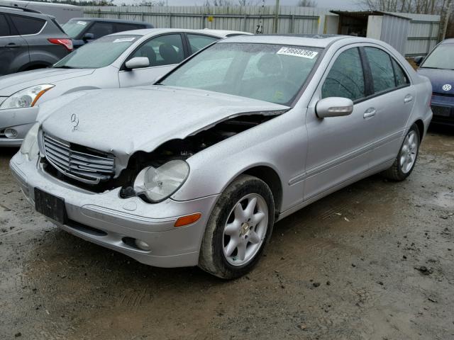 WDBRF61J32F246233 - 2002 MERCEDES-BENZ C 240 SILVER photo 2