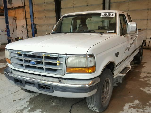 1FTHX25F1SKA20997 - 1995 FORD F250 WHITE photo 2