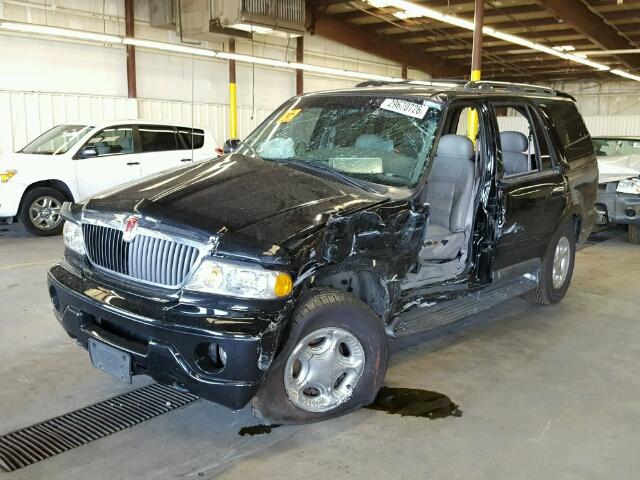 5LMPU28A4XLJ26536 - 1999 LINCOLN NAVIGATOR BLACK photo 2