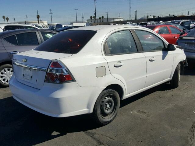 KL1TD566X8B279698 - 2008 CHEVROLET AVEO BASE Biały zdjęcie 4
