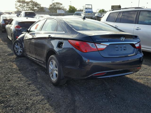 5NPEB4AC7DH754411 - 2013 HYUNDAI SONATA GLS GRAY photo 3