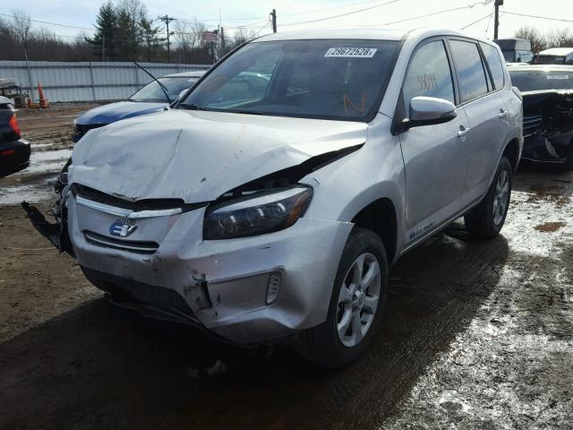 2T3YL4DV3EW002917 - 2014 TOYOTA RAV4 EV SILVER photo 2