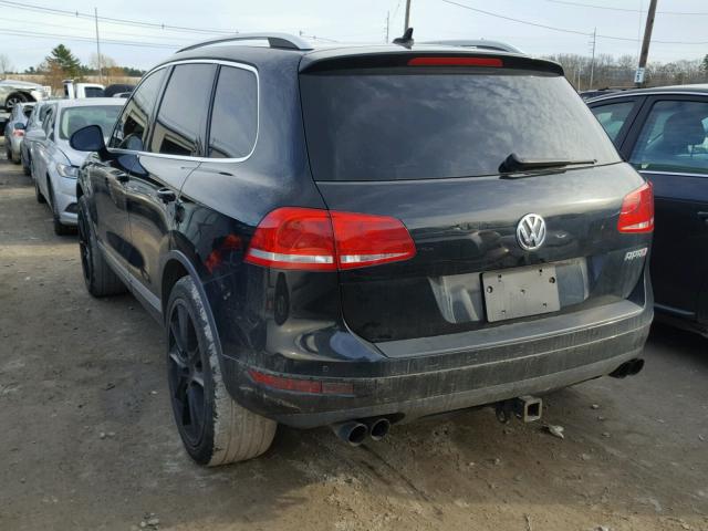 WVGFF9BP2BD006719 - 2011 VOLKSWAGEN TOUAREG V6 BLACK photo 3