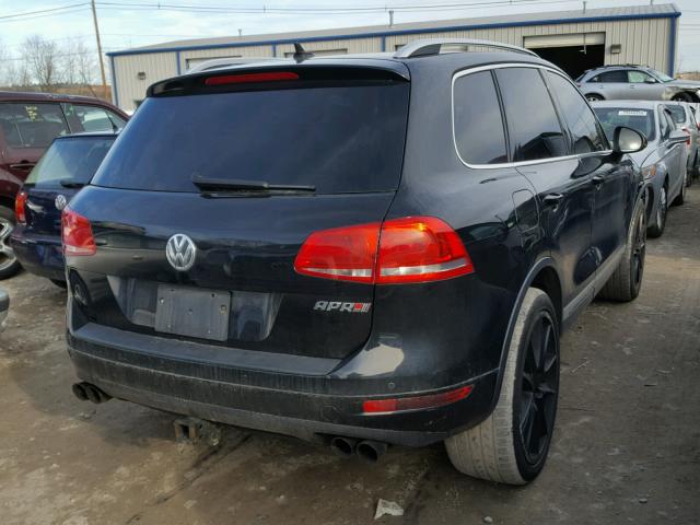 WVGFF9BP2BD006719 - 2011 VOLKSWAGEN TOUAREG V6 BLACK photo 4