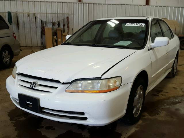 1HGCG16562A069341 - 2002 HONDA ACCORD EX WHITE photo 2