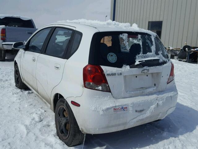 KL1TD62665B465410 - 2005 CHEVROLET AVEO BASE WHITE photo 3