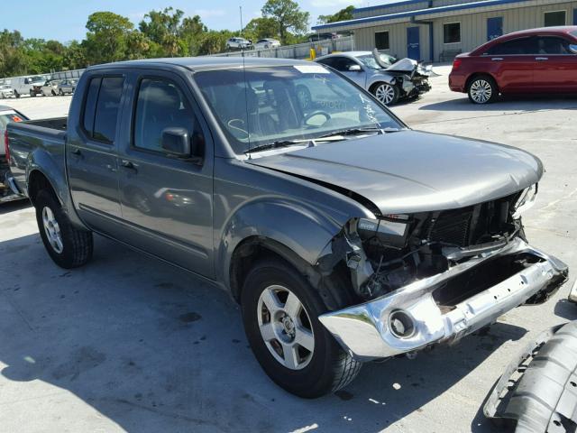 1N6AD07U16C460872 - 2006 NISSAN FRONTIER C GRAY photo 1