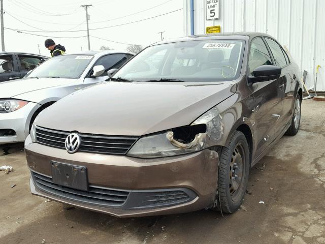 3VW2K7AJ6CM345602 - 2012 VOLKSWAGEN JETTA BASE Շագանակագույն լուսանկար 2