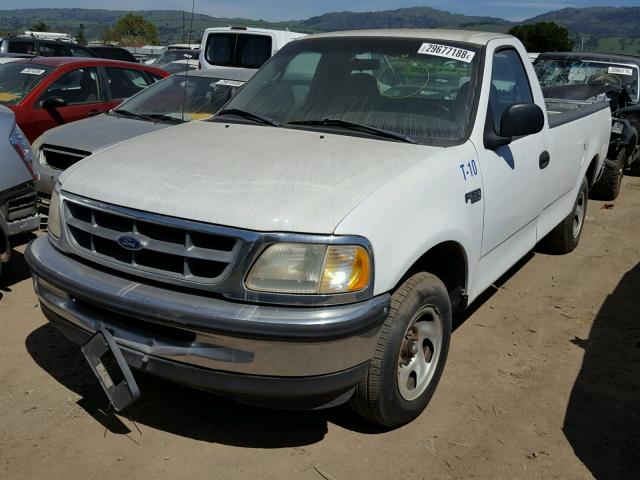 1FTZF1725WNA66106 - 1998 FORD F150 WHITE photo 2