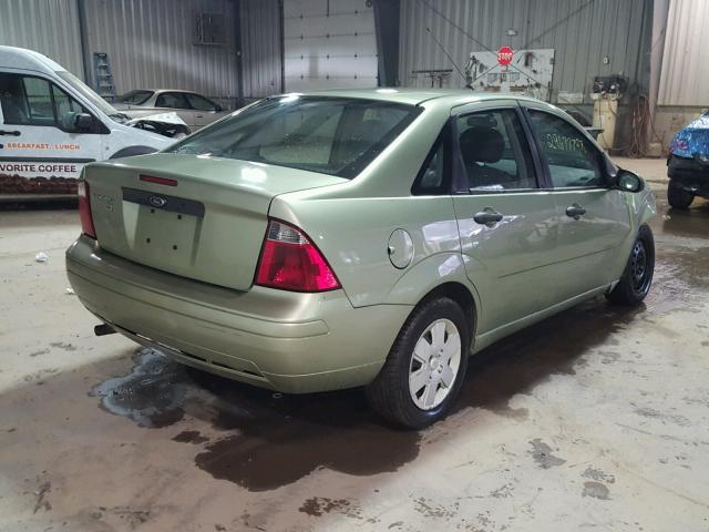 1FAHP34N57W118595 - 2007 FORD FOCUS ZX4 GREEN photo 4