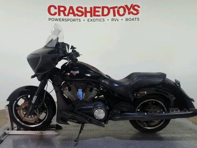 5VPDA36N1E3031400 - 2014 VICTORY MOTORCYCLES CROSS COUN BLACK photo 5