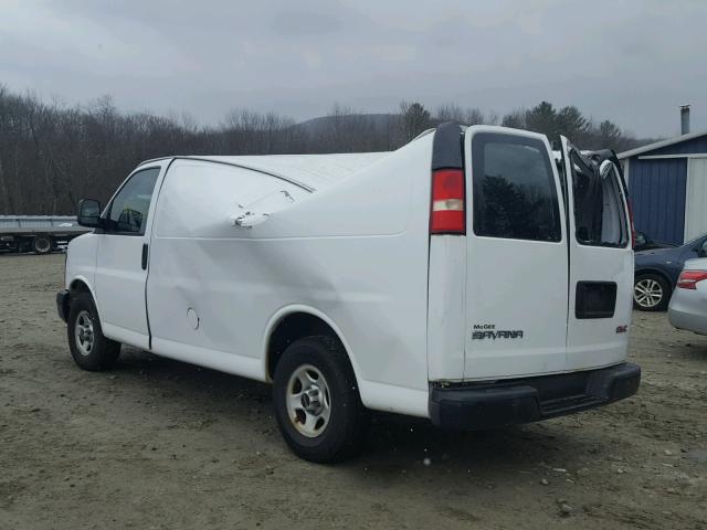 1GTFG15X281124326 - 2008 GMC SAVANA G15 WHITE photo 3