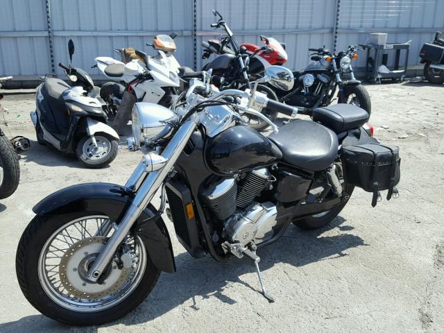 JH2RC44472M610029 - 2002 HONDA VT750 CDA 黑色 照片 2