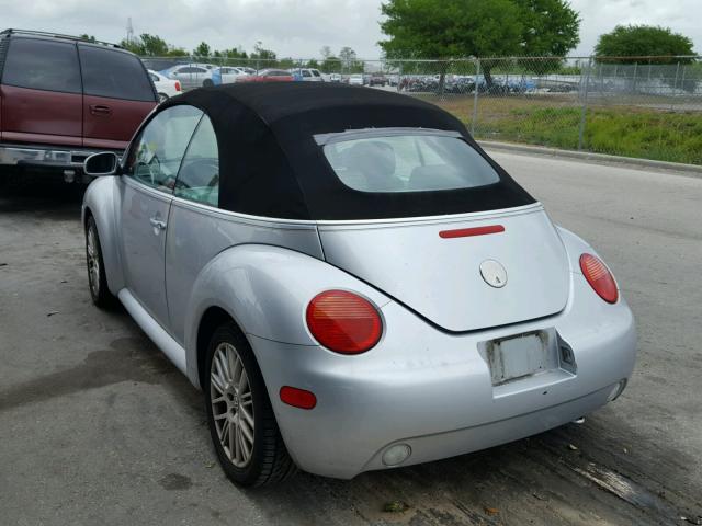 3VWCK21Y33M313744 - 2003 VOLKSWAGEN NEW BEETLE 银色 照片 3