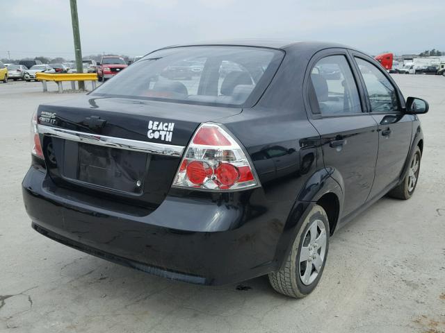 KL1TD56E89B600341 - 2009 CHEVROLET AVEO LS BLACK photo 4