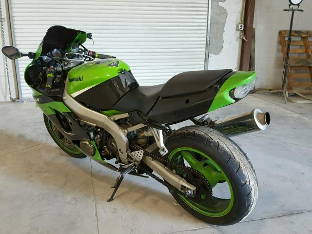 JKAZX4J112A049118 - 2002 KAWASAKI ZX600 J1 GREEN photo 3