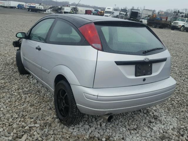 1FAFP31N56W164096 - 2006 FORD FOCUS ZX3 SILVER photo 3