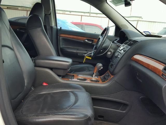 5GZEV23D29J102956 - 2009 SATURN OUTLOOK XR თეთრი ფოტო 5