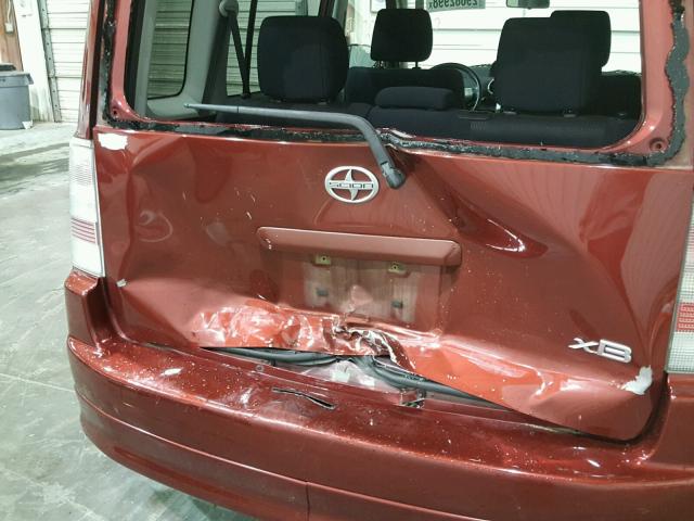 JTLKT324964081118 - 2006 SCION XB RED photo 9