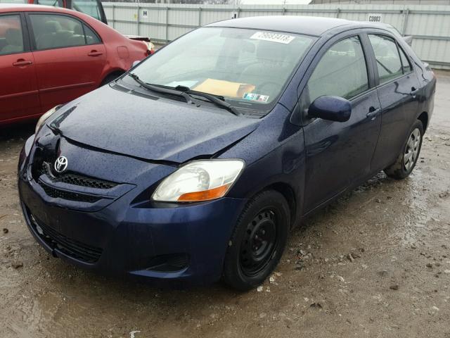 JTDBT923671130137 - 2007 TOYOTA YARIS BLUE photo 2