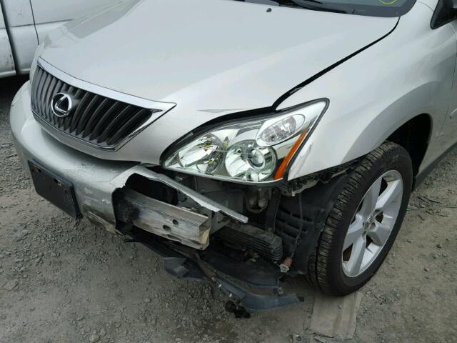 2T2HK31U08C089498 - 2008 LEXUS RX 350 SILVER photo 9