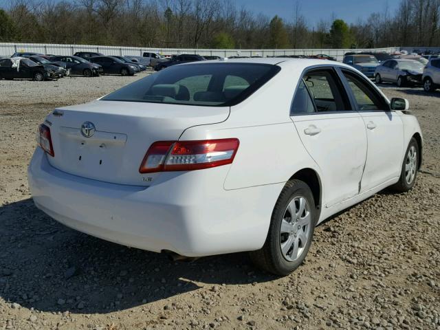 4T1BF3EK1AU533662 - 2010 TOYOTA CAMRY BASE WHITE photo 4