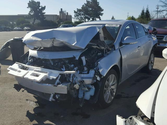 2G4GK5EX2G9206265 - 2016 BUICK REGAL SILVER photo 2