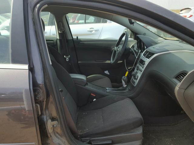 1G1ZC5EB6AF293108 - 2010 CHEVROLET MALIBU 1LT BLUE photo 5