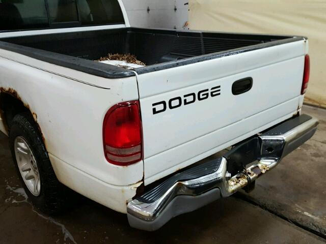 1B7GL22X41S134138 - 2001 DODGE DAKOTA WHITE photo 9