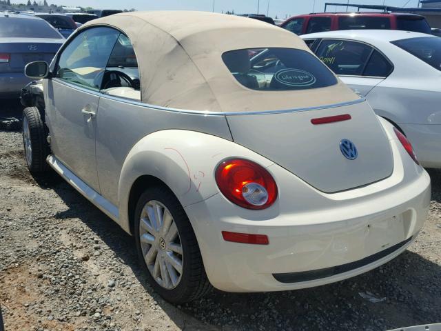 3VWRG31Y79M402906 - 2009 VOLKSWAGEN NEW BEETLE WHITE photo 3