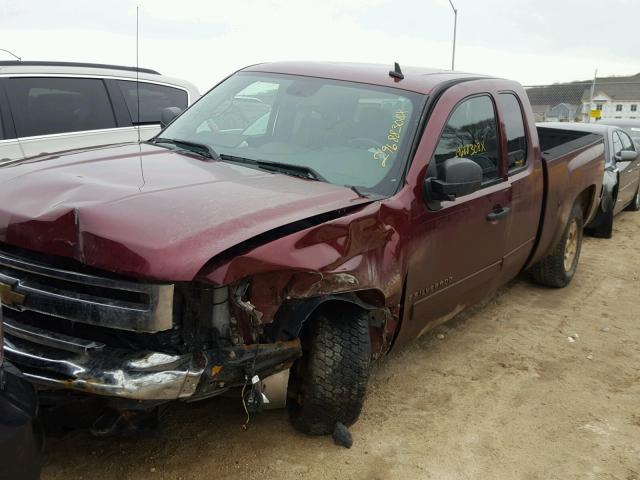 1GCEK29099Z273025 - 2009 CHEVROLET SILVERADO MAROON photo 2