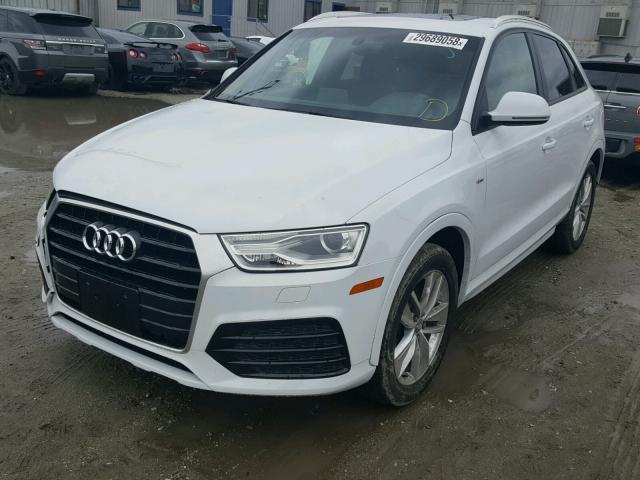 WA1BCCFS1JR000977 - 2018 AUDI Q3 PREMIUM WHITE photo 2