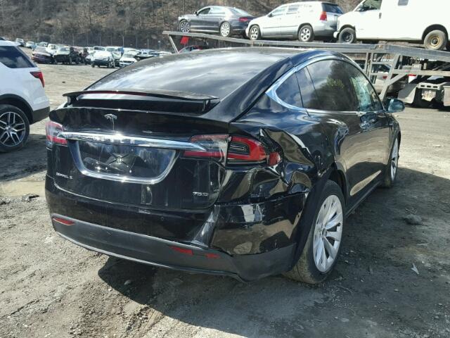 5YJXCBE25HF038218 - 2017 TESLA MODEL X BLACK photo 4