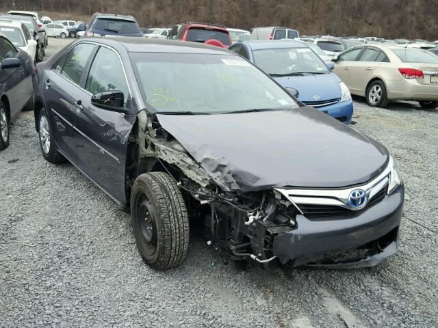 4T1BD1FK0EU114409 - 2014 TOYOTA CAMRY HYBR GRAY photo 1