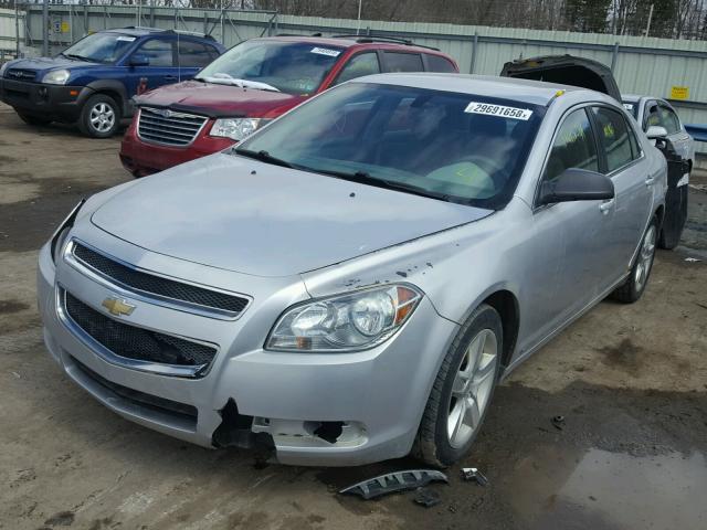 1G1ZG57B294132392 - 2009 CHEVROLET MALIBU LS SILVER photo 2