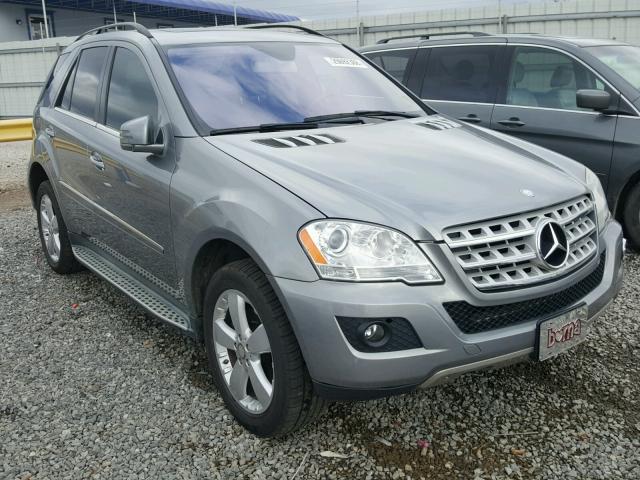 4JGBB8GB7BA721143 - 2011 MERCEDES-BENZ ML 350 4MA GRAY photo 1